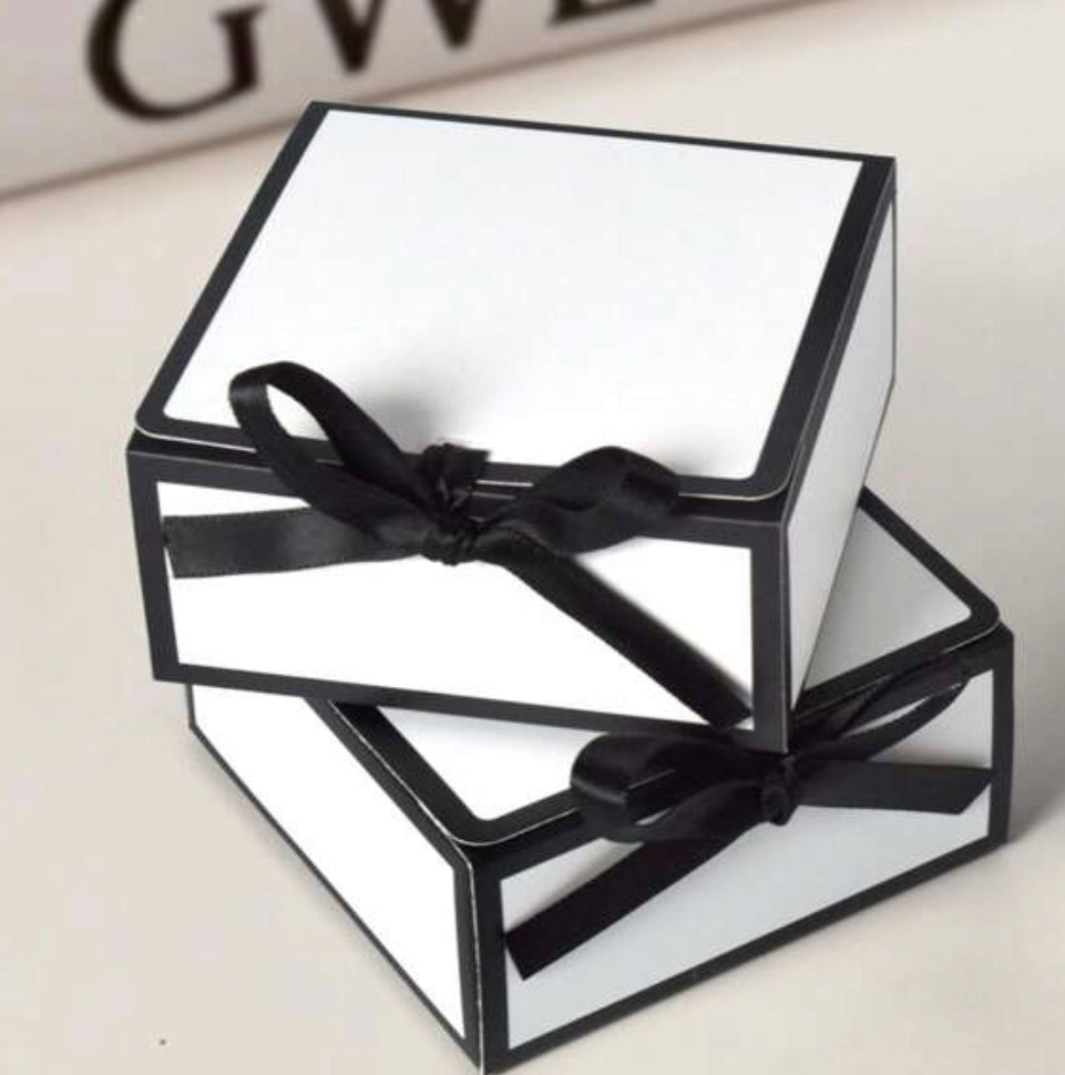 Safety key chain đź’• & gift box