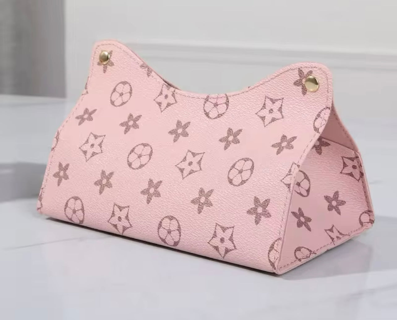 Tissue box holder
