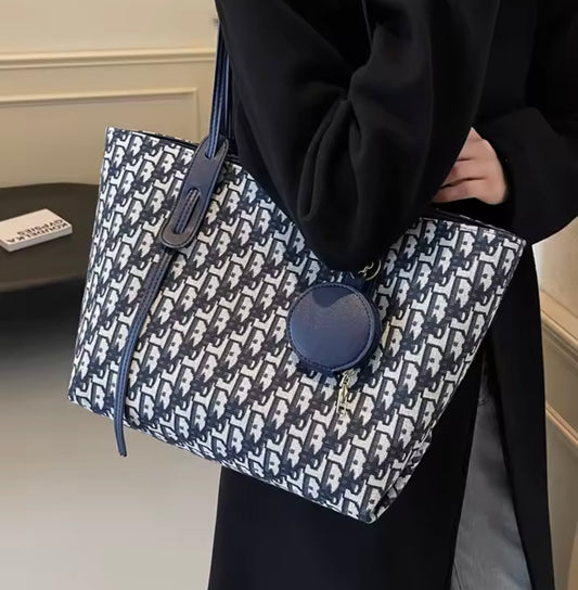 D inspired tote bag