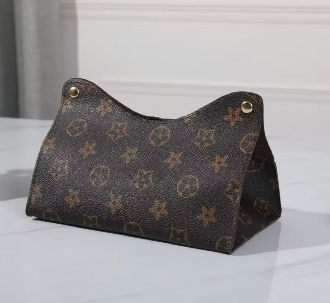 Tissue box holder