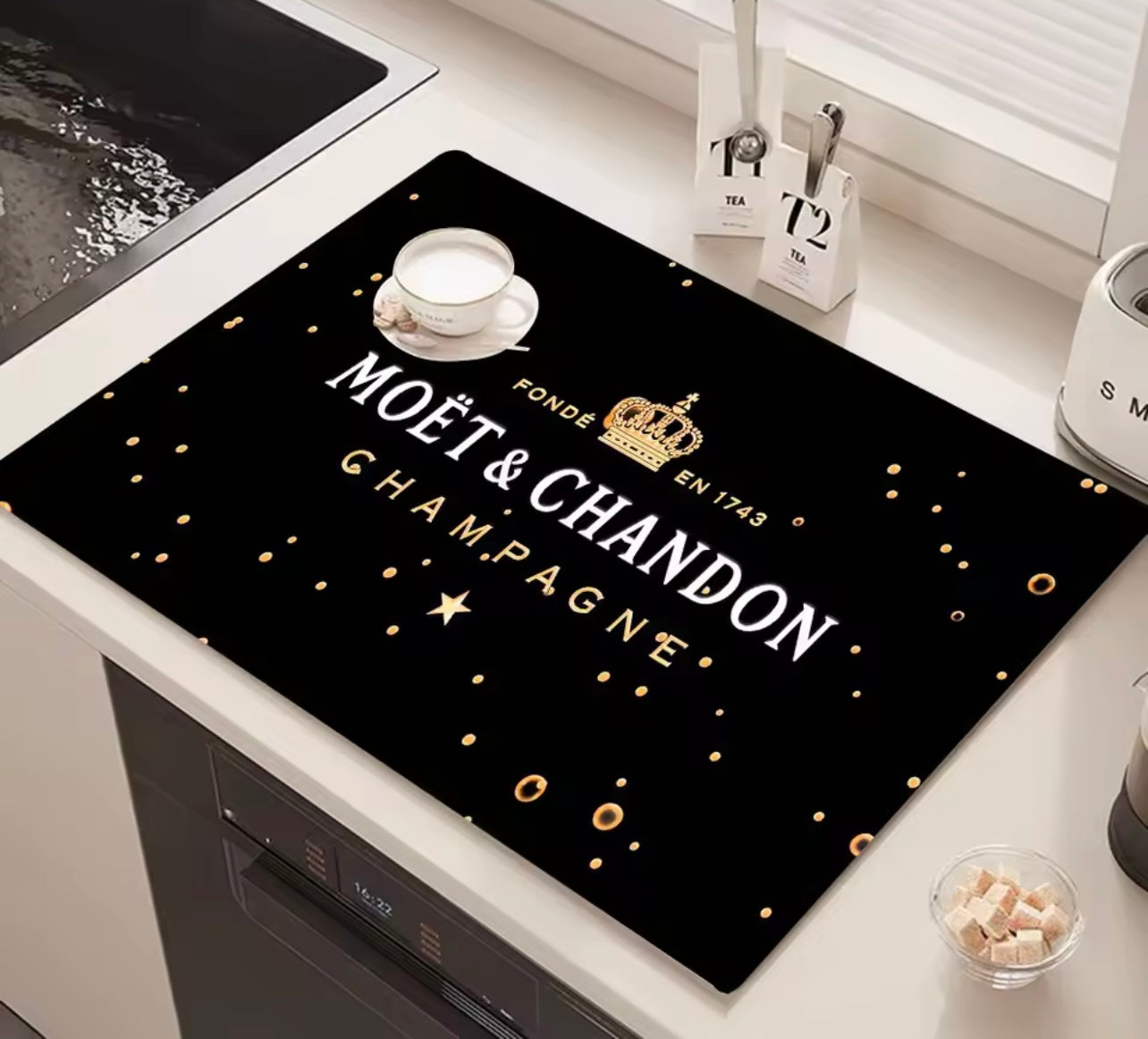 Dish drying mat