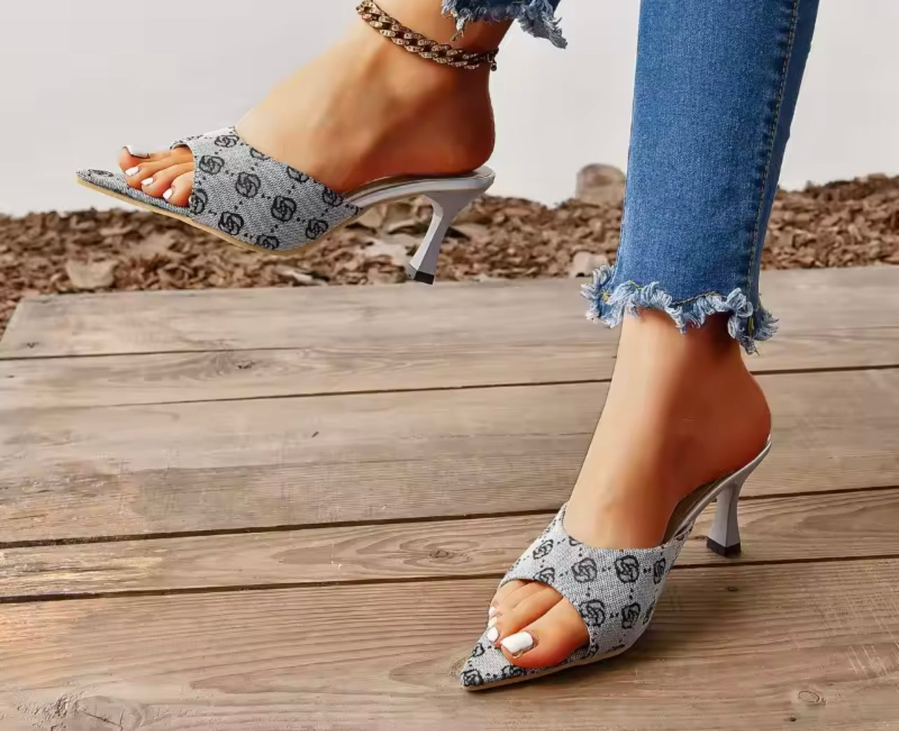 Ladies heels π