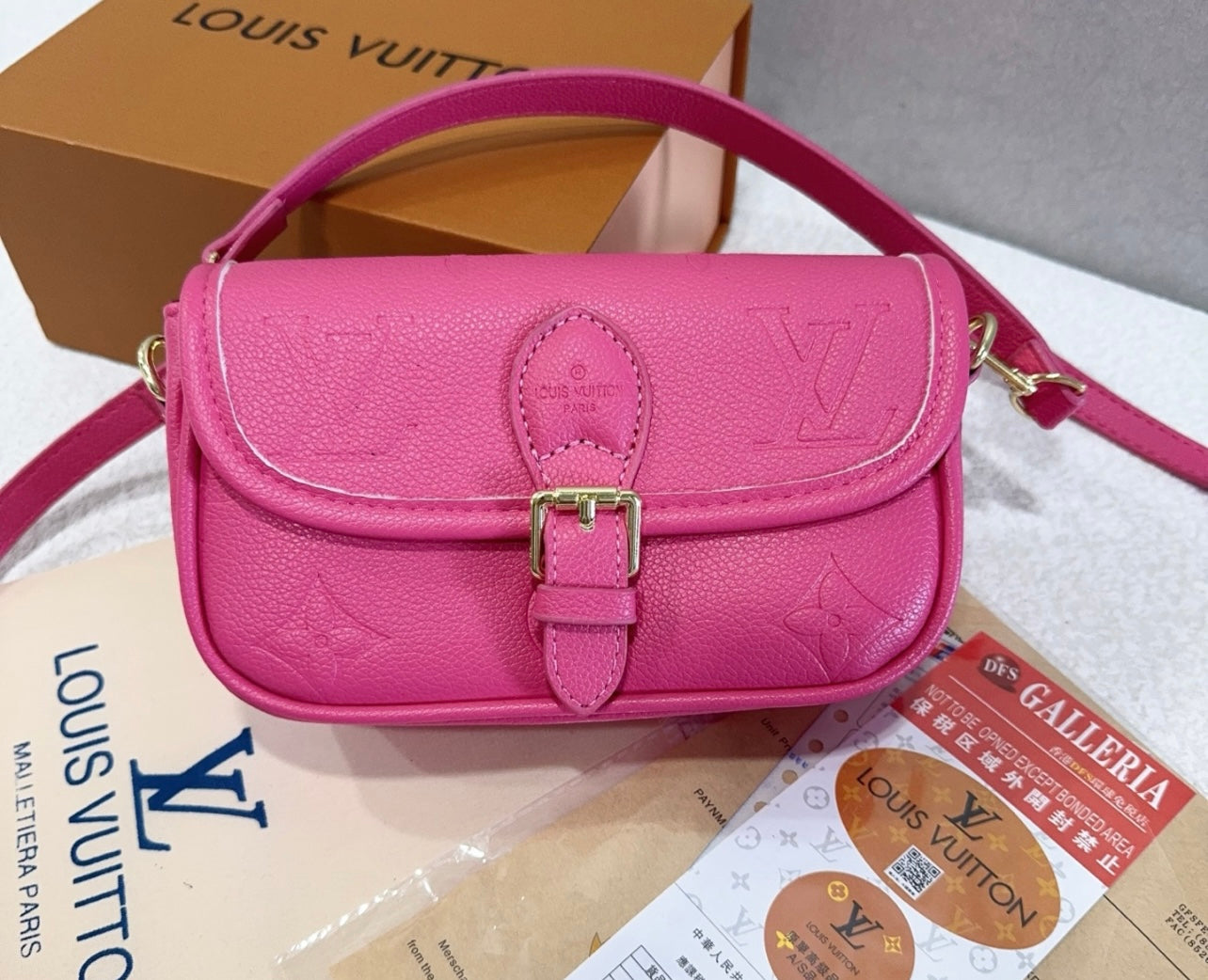 L cross body bag