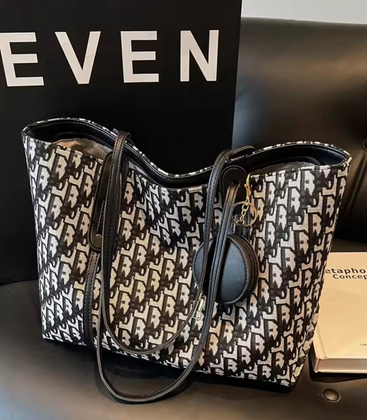 D inspired tote bag