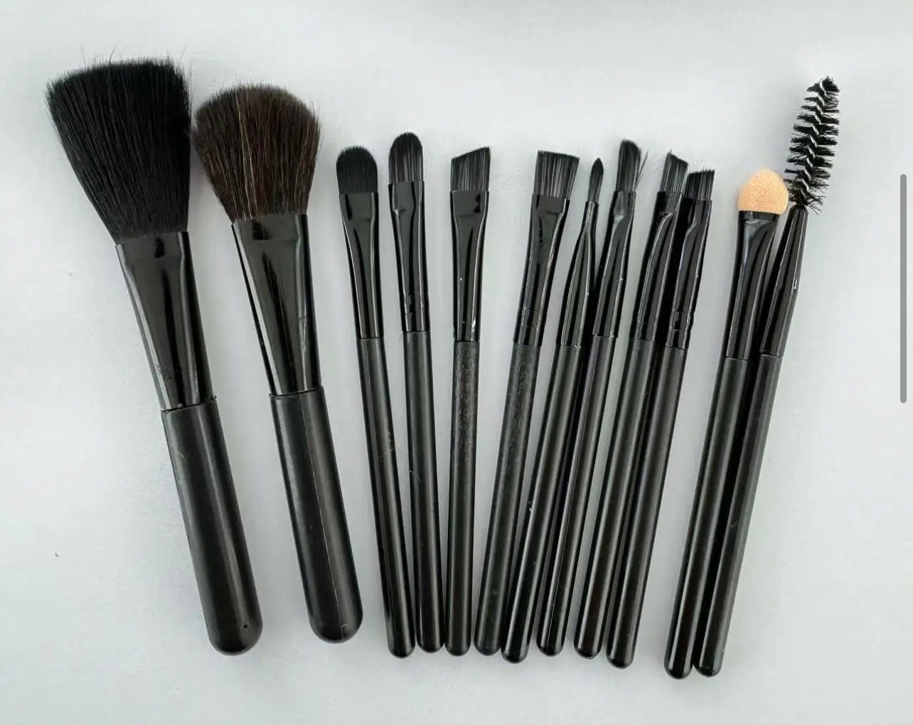 Make up brush set