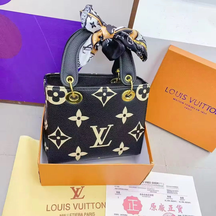 Ladies bag ๐๐