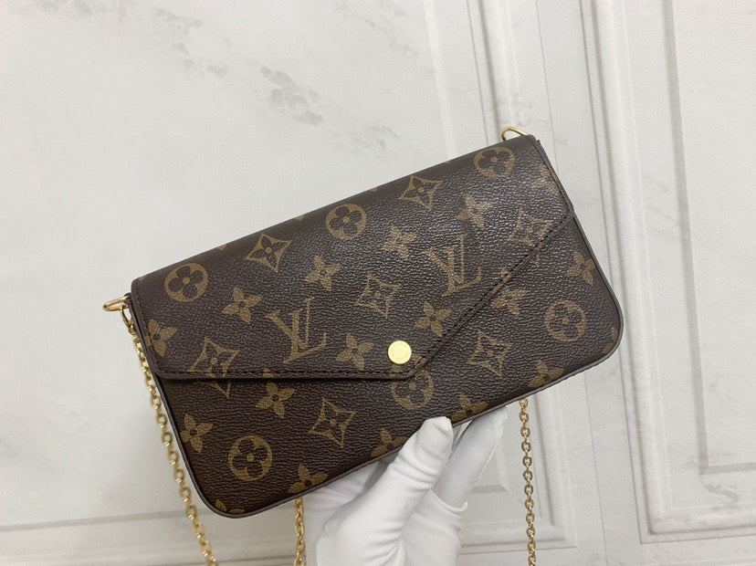 Ladies Envelope bag 💕 Pre order