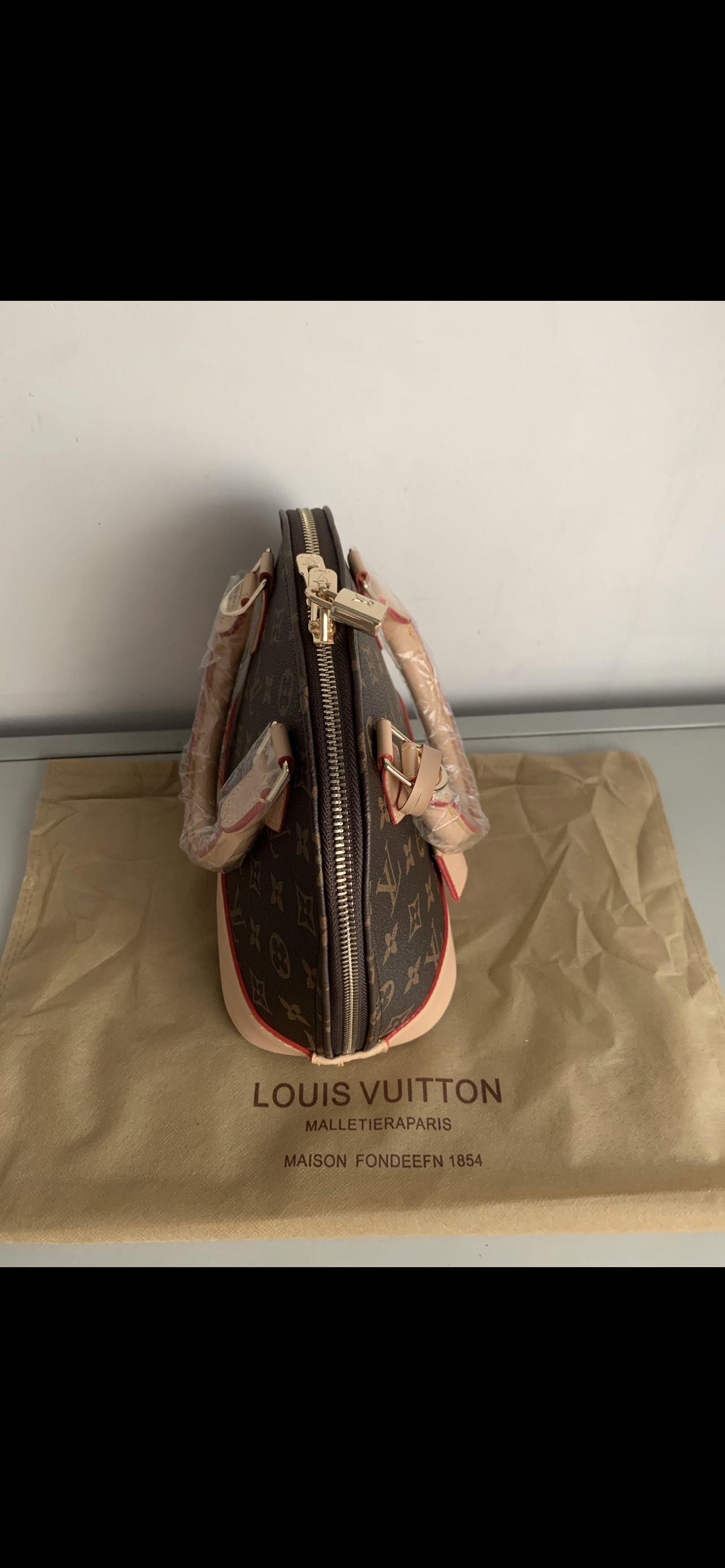 Ladies bag 👜