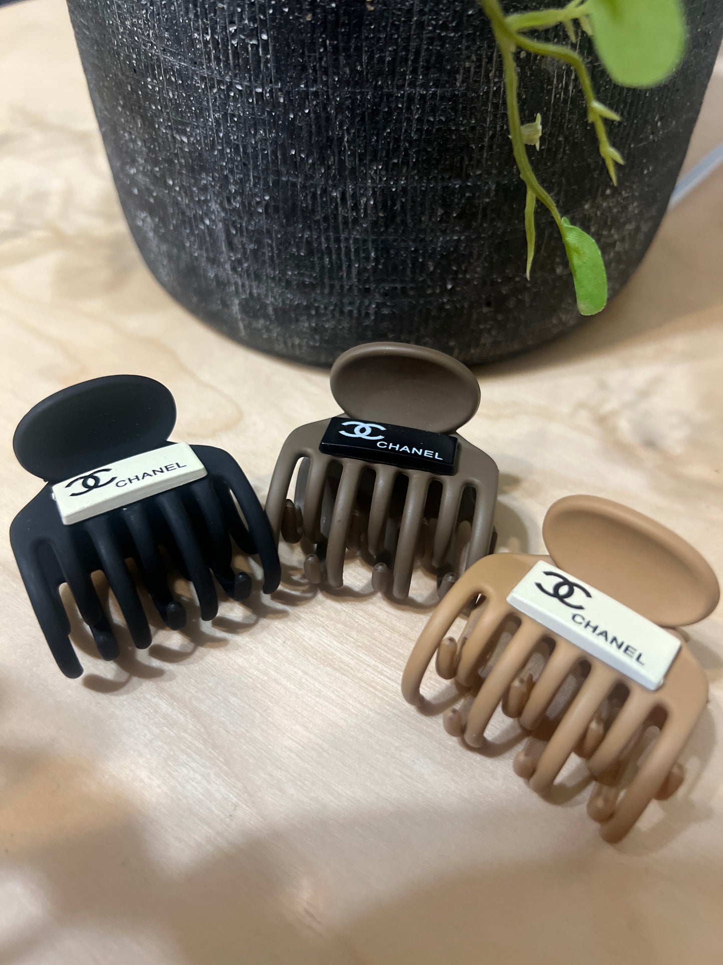 Set of 3 claw clips