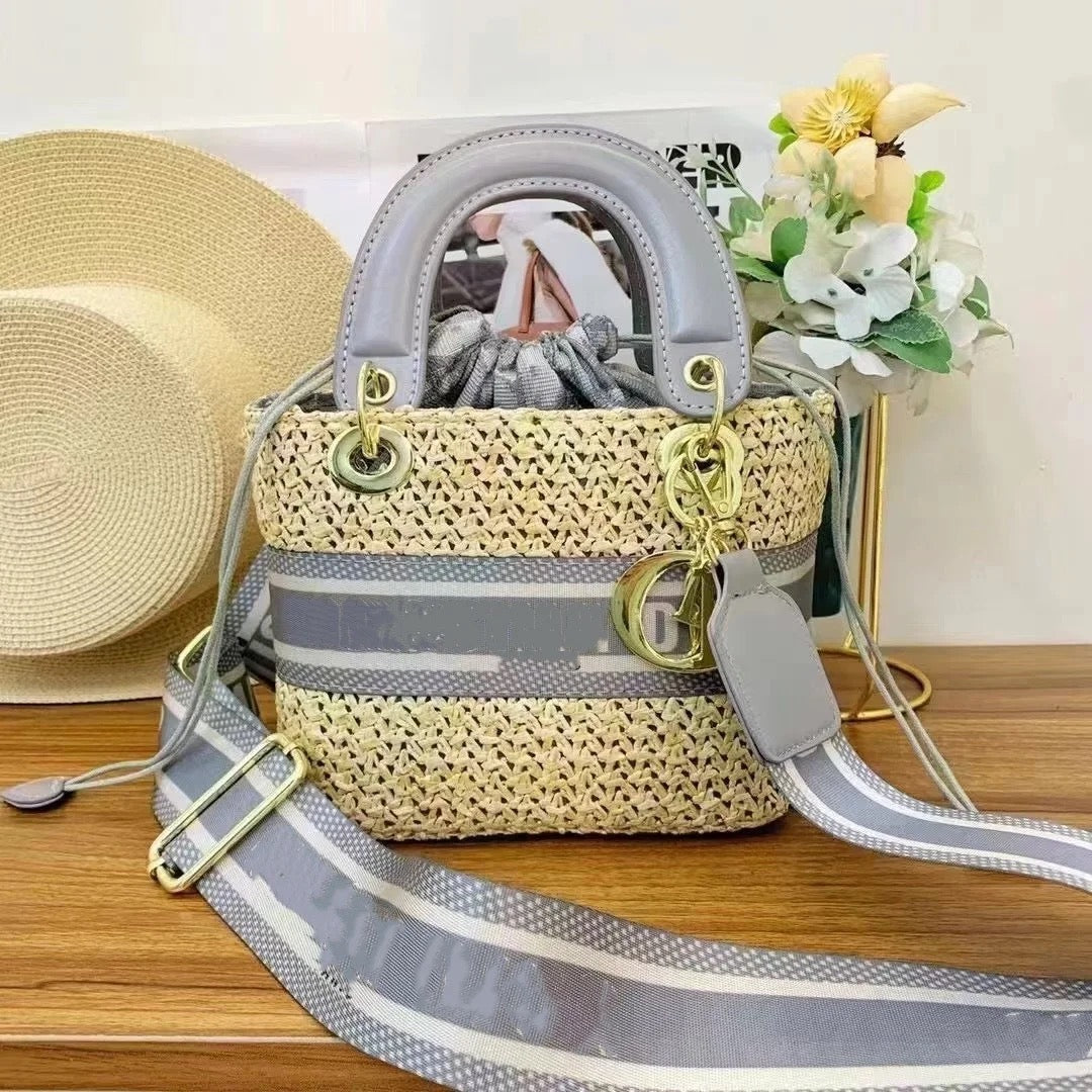 Ladies straw woven bag