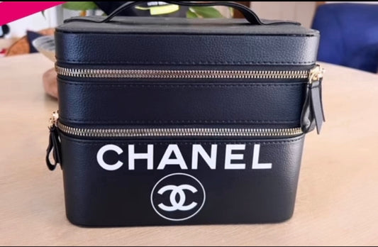 Double tier beauty case
