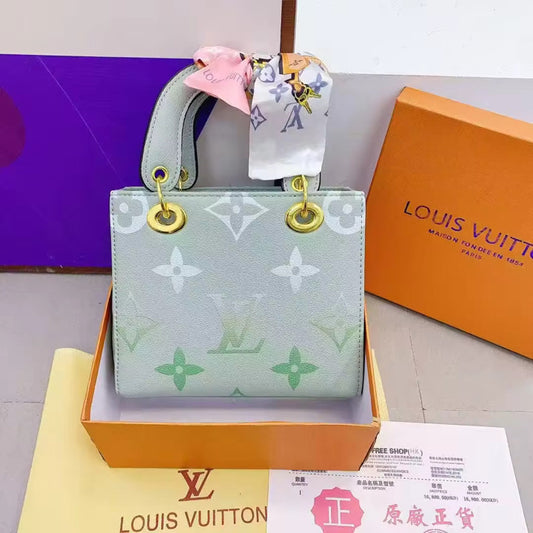 Ladies bag 💕💕